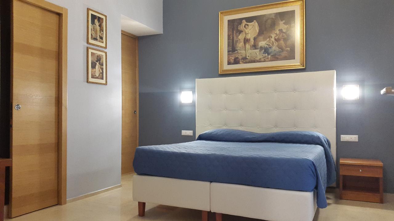 La Residenza Suites Рим Екстериор снимка
